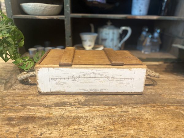 Vintage Harbour Bridge Box